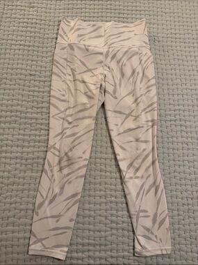 Athleta Light Gray Zebra-Print High-Rise Leggings